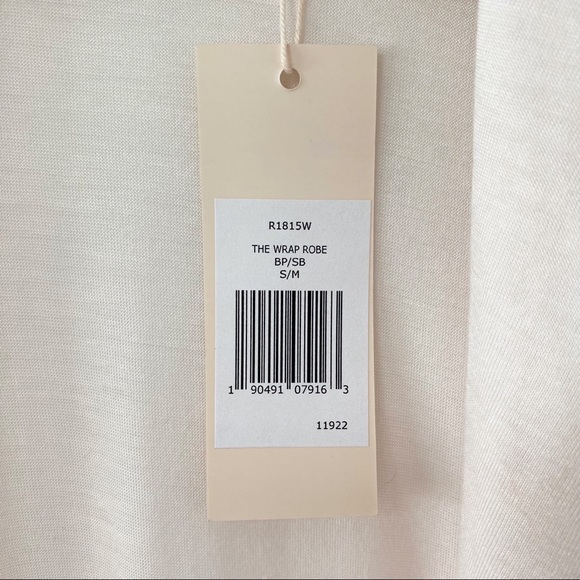 Eberjey Light Pink Robe S/M NWT ($98) - Picture 4 of 5